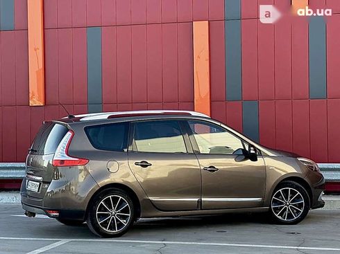 Renault Scenic 2012 - фото 10