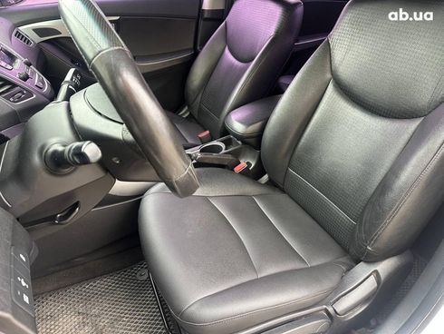 Hyundai Avante 2014 белый - фото 15