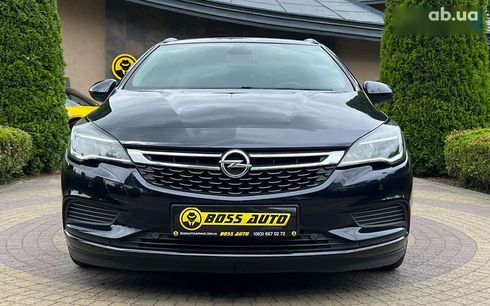 Opel Astra 2018 - фото 2