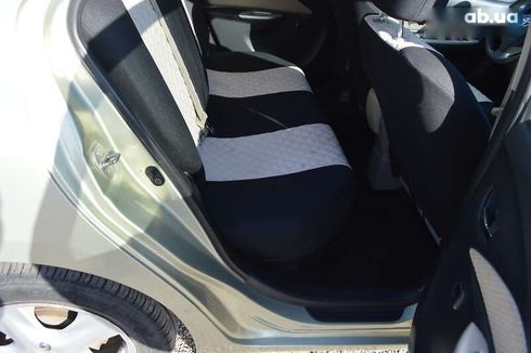 Toyota Yaris 2007 - фото 17