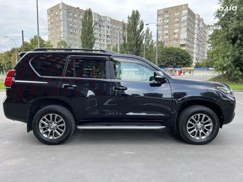 Toyota Land Cruiser Prado 2020 - фото 8
