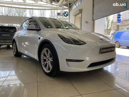 Tesla Model Y 2021 - фото 6