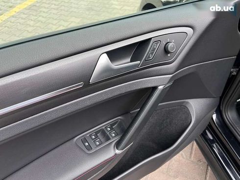 Volkswagen Golf GTI 2019 - фото 11