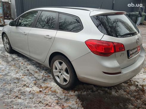 Opel astra j 2011 серый - фото 4