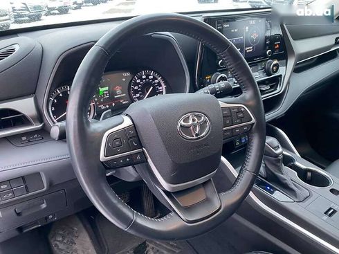 Toyota Highlander 2022 - фото 14