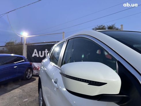 Nissan Qashqai 2019 белый - фото 13