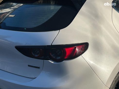 Mazda 3 2021 белый - фото 9