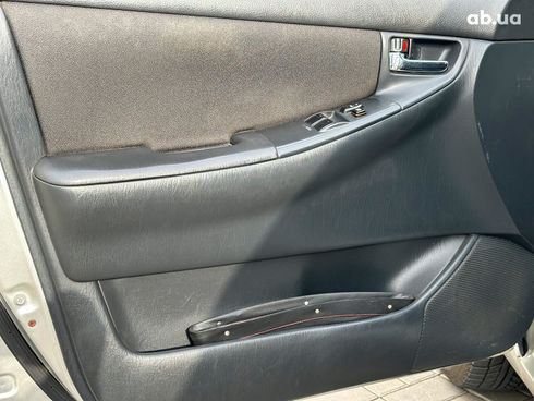 Toyota Corolla 2005 серый - фото 15