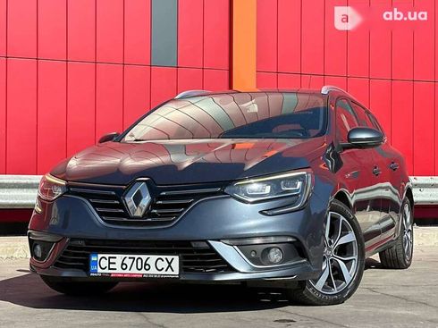 Renault Megane 2017 - фото 15