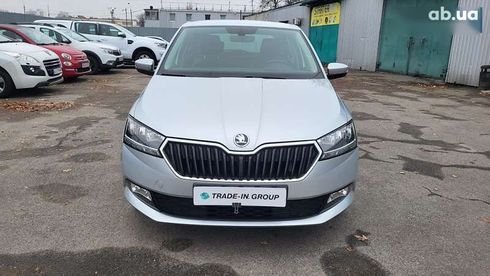 Skoda Fabia 2020 - фото 3