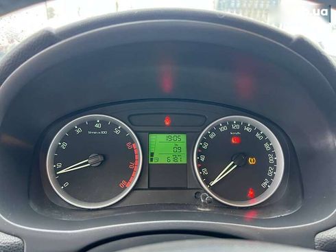 Skoda Fabia 2009 - фото 13