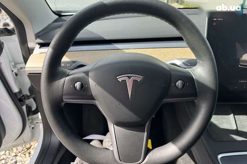 Tesla Model 3 2022 - фото 12