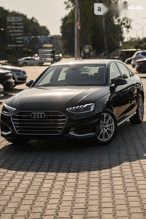 Audi A4 2019 - фото 2