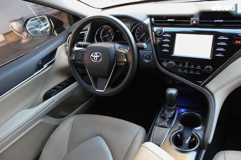 Toyota Camry 2017 - фото 28