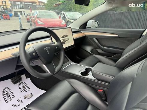 Tesla Model 3 2022 - фото 5