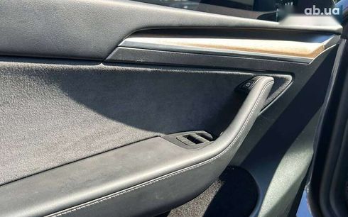 Tesla Model Y 2023 - фото 8
