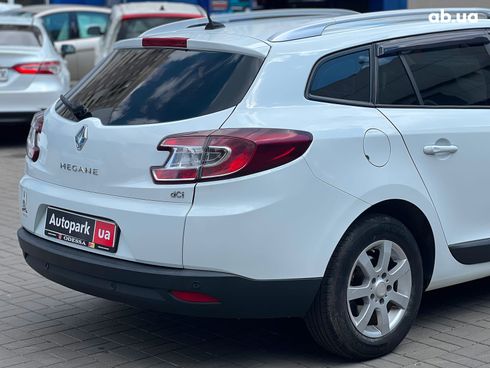 Renault Megane 2010 белый - фото 6