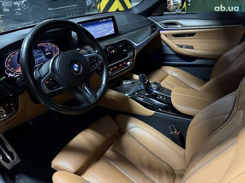 BMW 5 серия 2019 - фото 30