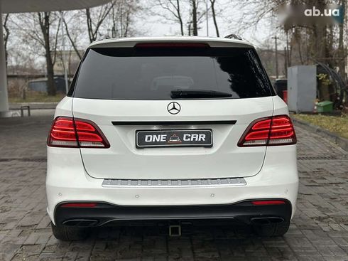 Mercedes-Benz GLE-Class 2016 - фото 6