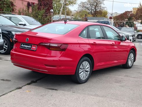 Volkswagen Jetta 2019 красный - фото 6