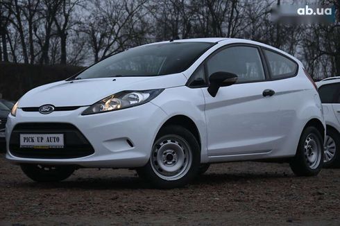 Ford Fiesta 2010 - фото 6