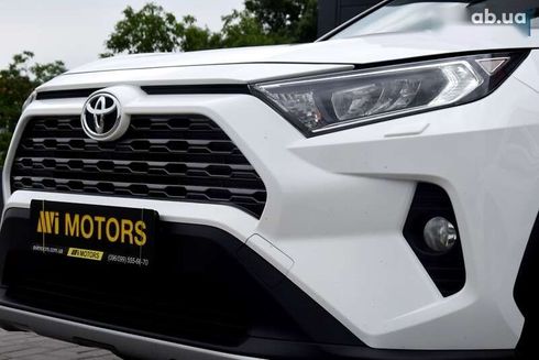 Toyota RAV4 2020 - фото 11
