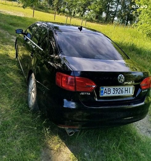 Volkswagen Jetta 2013 черный - фото 3