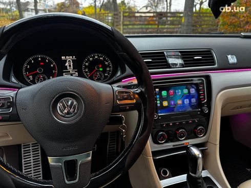 Volkswagen Passat 2012 белый - фото 24
