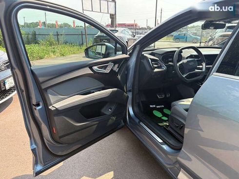 Audi Q4 e-tron 2023 - фото 23