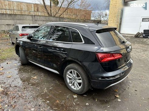 Audi Q5 2017 - фото 10