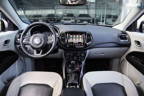 Jeep Compass 2017 - фото 14