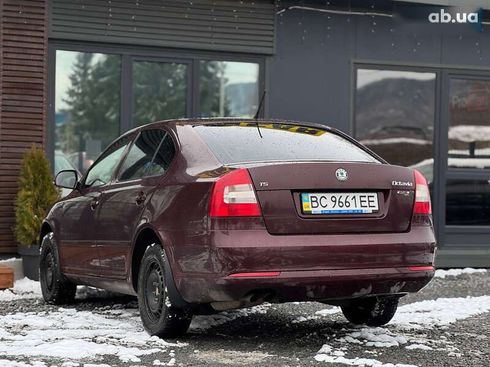 Skoda Octavia 2011 - фото 14