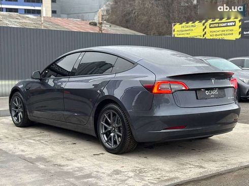 Tesla Model 3 2022 - фото 6