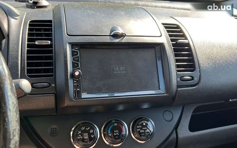 Nissan Note 2010 - фото 16
