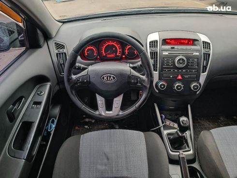 Kia Cee'd 2009 серый - фото 15