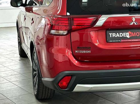 Mitsubishi Outlander 2016 - фото 10