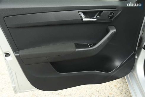 Skoda Fabia 2015 - фото 12