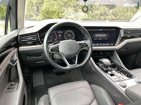 Volkswagen Touareg 2020 - фото 14