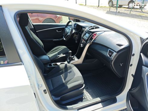 Hyundai i30 2013 белый - фото 13