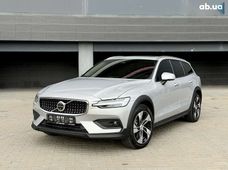 Продажа б/у Volvo V60 Cross Country 2024 года в Киеве - купить на Автобазаре