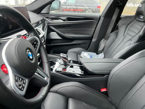 BMW M5 2021 - фото 14