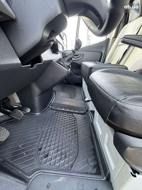 Mercedes-Benz Sprinter 2021 - фото 17