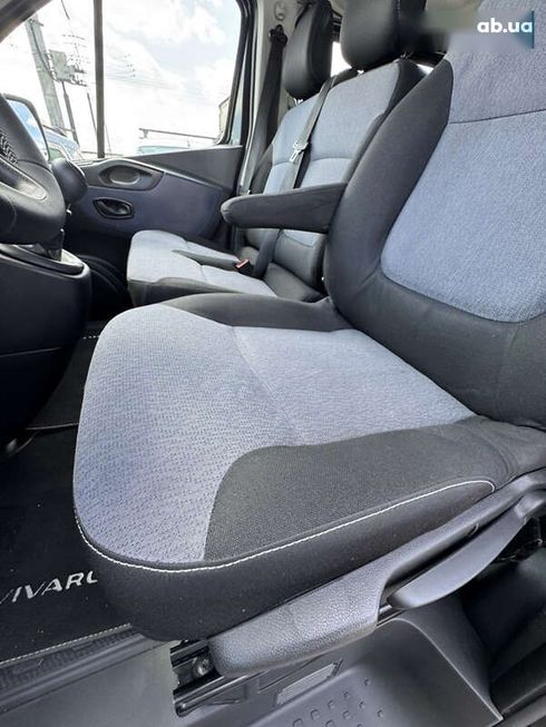 Opel Vivaro 2018 - фото 16
