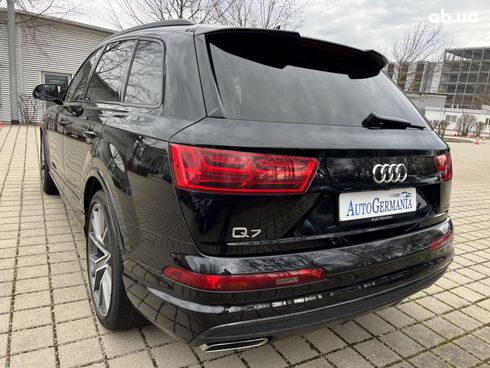 Audi Q7 2018 - фото 46