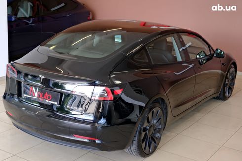 Tesla Model 3 2022 черный - фото 5