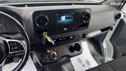 Mercedes-Benz Sprinter 2020 - фото 16