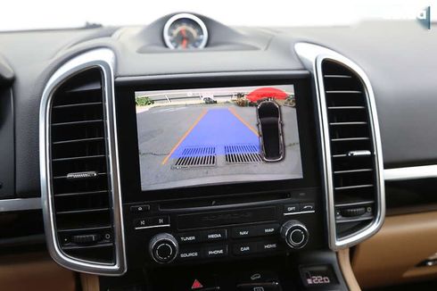 Porsche Cayenne 2017 - фото 20