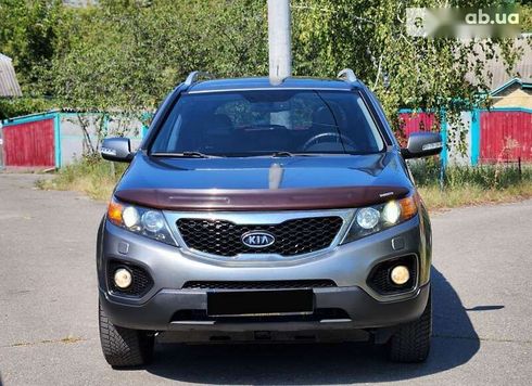 Kia Sorento 2010 - фото 3