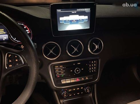 Mercedes-Benz A-Класс 2016 - фото 19
