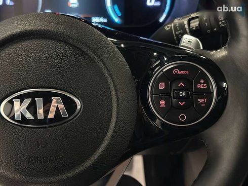Kia Soul EV 2021 - фото 17
